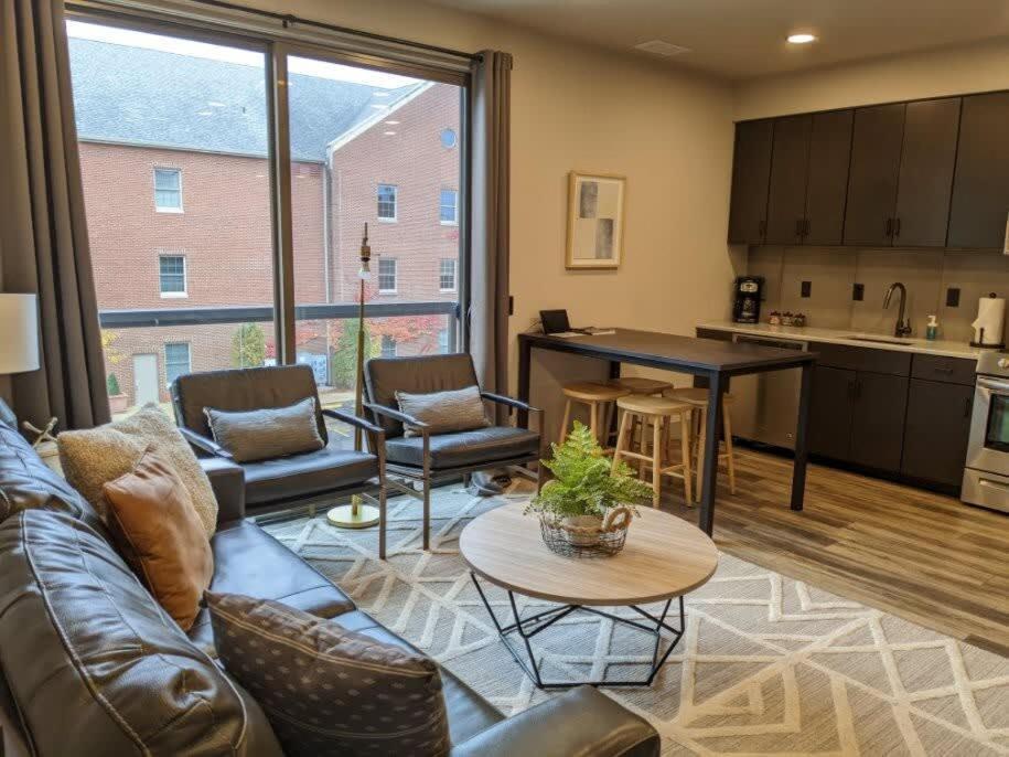 Modern Condo 210 Just Blocks From Lake Michigan Traverse City Esterno foto