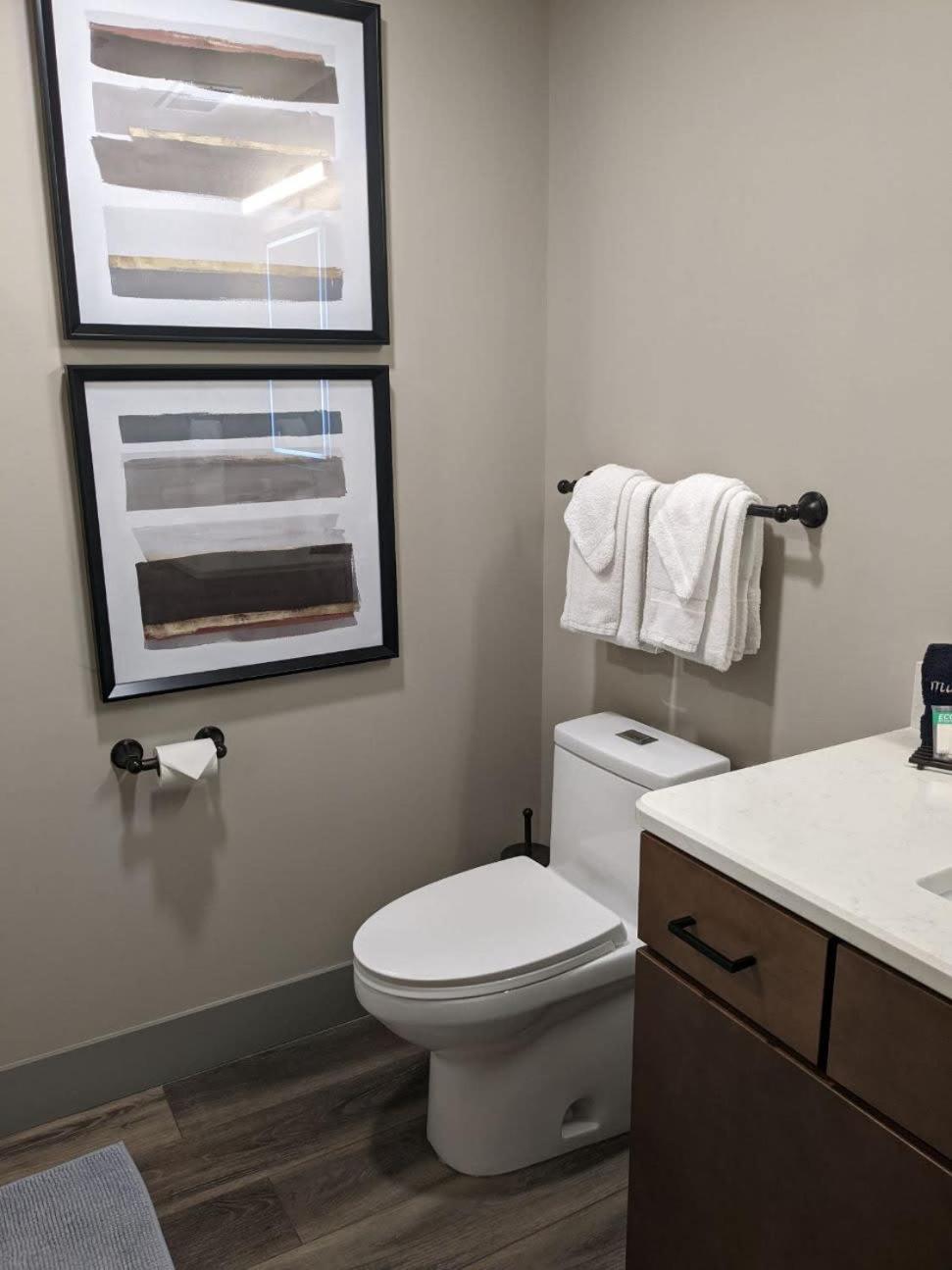 Modern Condo 210 Just Blocks From Lake Michigan Traverse City Esterno foto